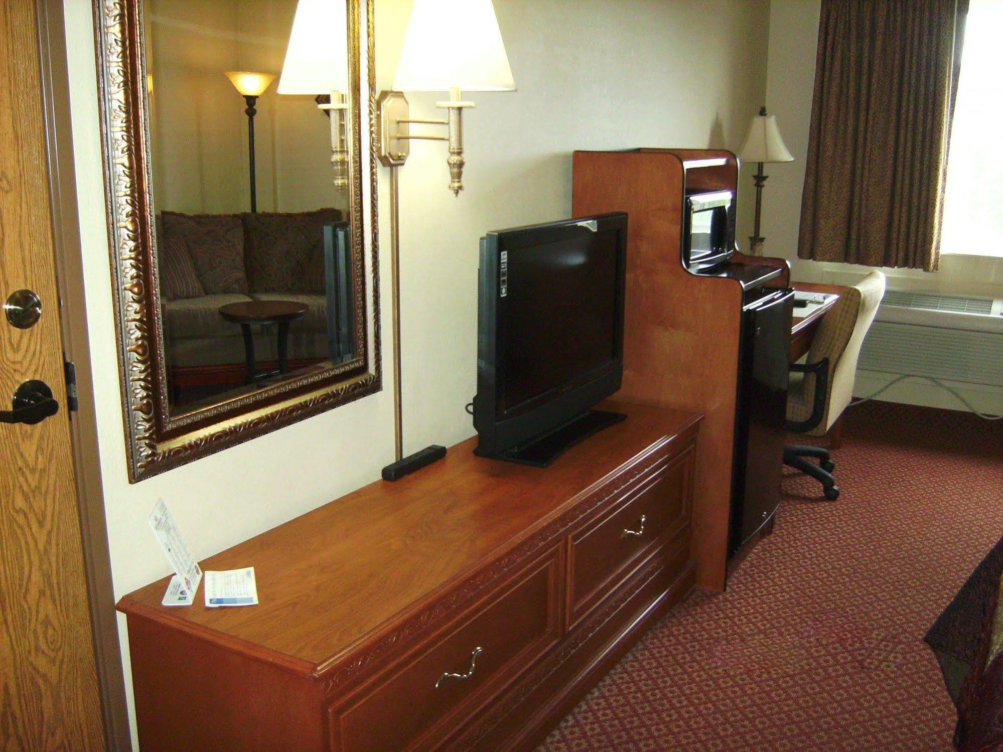 All American Inn & Suites Μπράνσον Εξωτερικό φωτογραφία