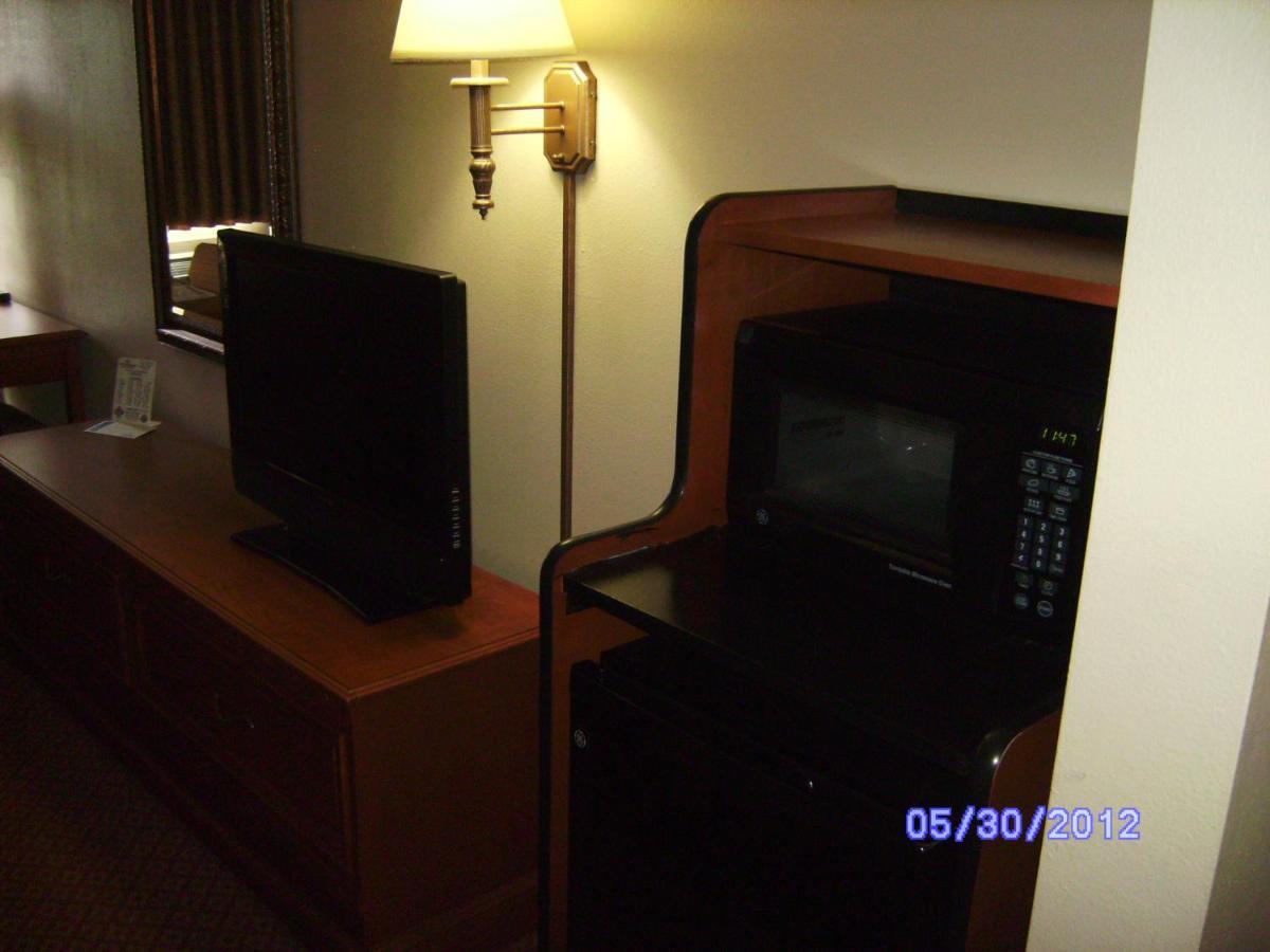 All American Inn & Suites Μπράνσον Εξωτερικό φωτογραφία